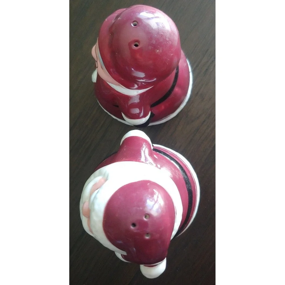 Publix Santa Claus and Mrs Claus Salt Pepper Shaker Set Christmas Holiday 2003